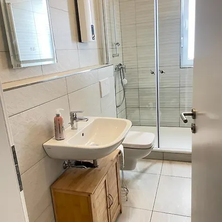 Am Zollverein -wifi - Parking For Free Appartamento